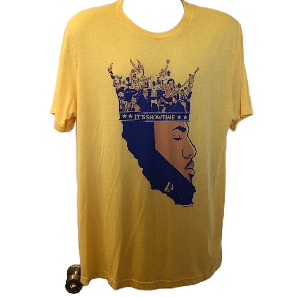 LA Lakers NBA Basketball Lebron James Yellow Men's Unisex T-Shirt XL Purehoop